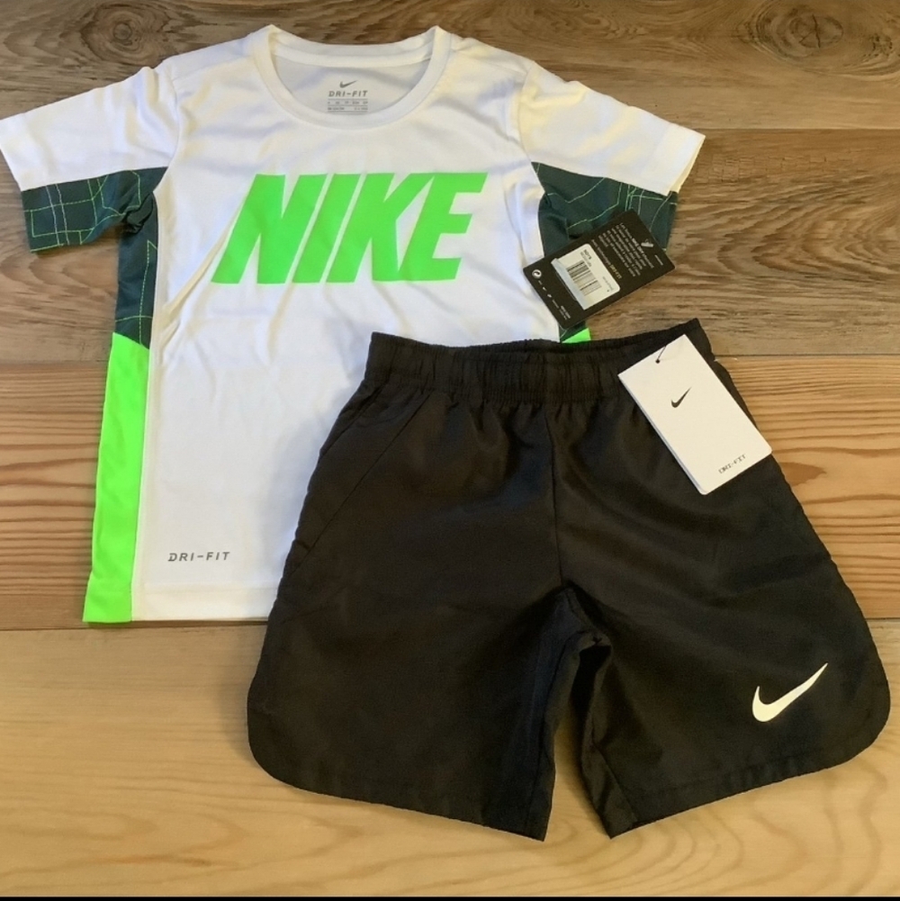 Nike Boys DRIFIT shorts outfit Size 4(NWT)
